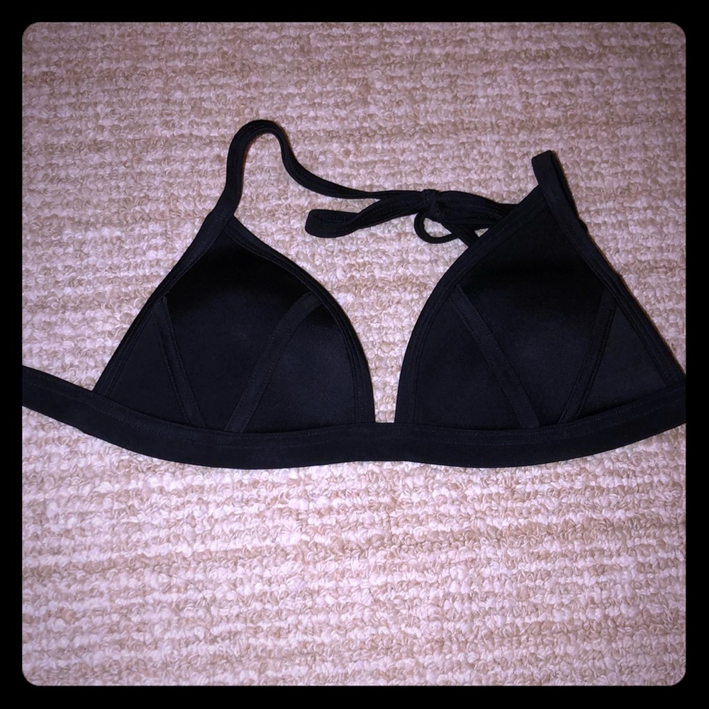 Black lines bathing suit